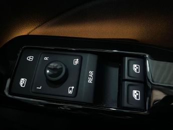 Volkswagen ID.3 Pro Performance 58kWh Life Auto 5dr