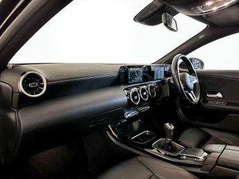 Mercedes-Benz A Class 2.0 A180d SE Euro 6 (s/s) 5dr