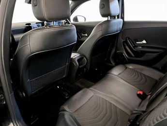 Mercedes-Benz A Class 2.0 A180d SE Euro 6 (s/s) 5dr