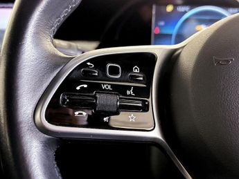 Mercedes-Benz A Class 2.0 A180d SE Euro 6 (s/s) 5dr