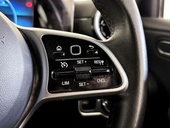 Mercedes-Benz A Class 2.0 A180d SE Euro 6 (s/s) 5dr