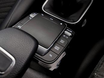 Mercedes-Benz A Class 2.0 A180d SE Euro 6 (s/s) 5dr