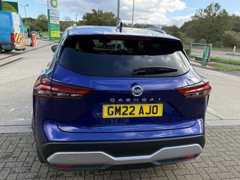 Nissan Qashqai 1.3 DIG-T MHEV N-Connecta XTRON Euro 6 (s/s) 5dr