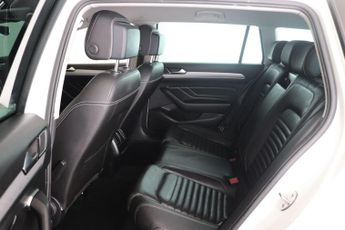 Volkswagen Passat 1.4 TSI 13kWh GTE DSG Euro 6 (s/s) 5dr