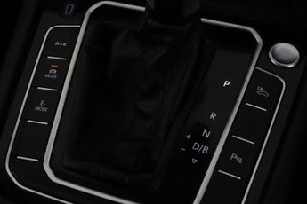 Volkswagen Passat 1.4 TSI 13kWh GTE DSG Euro 6 (s/s) 5dr