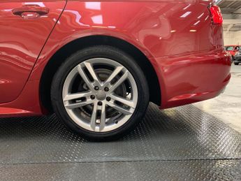 Audi A6 Saloon 2.0 TDI ultra S line S Tronic Euro 6 (s/s) 4dr
