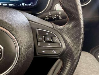 MG MG HS 1.5 T-GDI 16.6kWh Exclusive Auto Euro 6 (s/s) 5dr