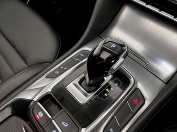 MG MG HS 1.5 T-GDI 16.6kWh Exclusive Auto Euro 6 (s/s) 5dr