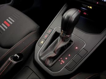 SEAT Ibiza 1.0 TSI FR DSG Euro 6 (s/s) 5dr