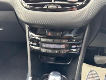 Peugeot 2008 1.6 VTi Allure Auto Euro 5 5dr