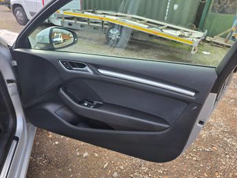 Audi A3 1.6 TDI Sport S Tronic Euro 5 (s/s) 3dr