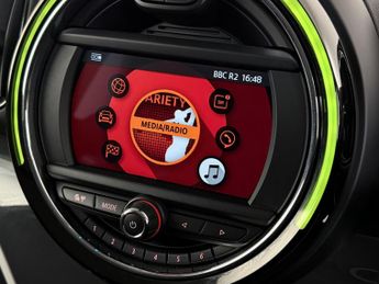 MINI Countryman 1.5 7.6kWh Cooper SE Classic Auto ALL4 Euro 6 (s/s) 5dr