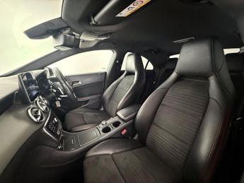 Mercedes-Benz CLA 2.1 CLA220d AMG Line Night Edition Coupe 7G-DCT Euro 6 (s/s) 4dr