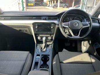 Volkswagen Passat 2.0 TDI EVO SE Nav DSG Euro 6 (s/s) 4dr