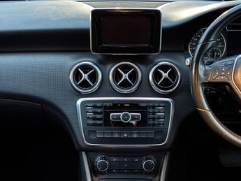 Mercedes-Benz A Class 1.5 A180 CDI SE 7G-DCT Euro 5 (s/s) 5dr