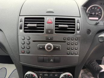 Mercedes-Benz C Class 2.1 C200 CDI BlueEfficiency SE Auto Euro 5 4dr