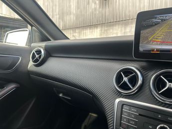 Mercedes-Benz A Class 1.6 A160 AMG Line (Premium) 7G-DCT Euro 6 (s/s) 5dr
