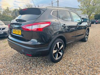 Nissan Qashqai 1.2 DIG-T N-Connecta XTRON 2WD Euro 6 (s/s) 5dr
