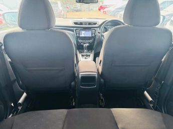 Nissan Qashqai 1.2 DIG-T N-Connecta XTRON 2WD Euro 6 (s/s) 5dr
