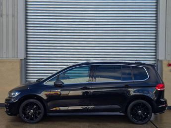 Volkswagen Touran 1.5 TSI EVO R-Line DSG Euro 6 (s/s) 5dr