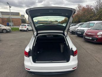 Audi A4 Avant 2.0 TDI ultra Sport S Tronic Euro 6 (s/s) 5dr