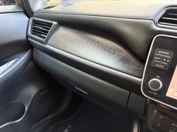 Nissan Leaf 40kWh Tekna Auto 5dr