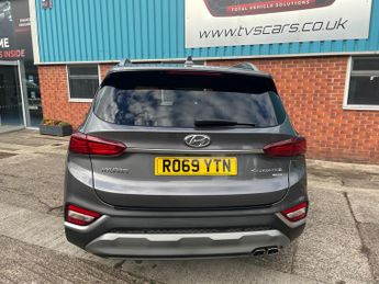 Hyundai Santa Fe 2.2 CRDi Premium SE Auto 4WD Euro 6 (s/s) 5dr 7 Seat