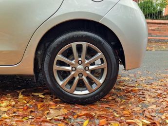 Toyota Yaris 1.33 Dual VVT-i Icon Multidrive S Euro 5 5dr Euro 5