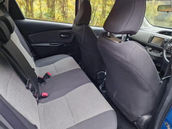 Toyota Yaris 1.5 VVT-h Icon E-CVT Euro 6 5dr