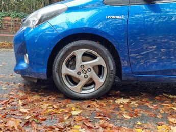 Toyota Yaris 1.5 VVT-h Icon E-CVT Euro 6 5dr