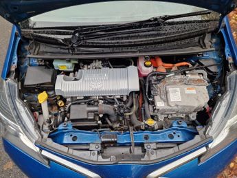 Toyota Yaris 1.5 VVT-h Icon E-CVT Euro 6 5dr