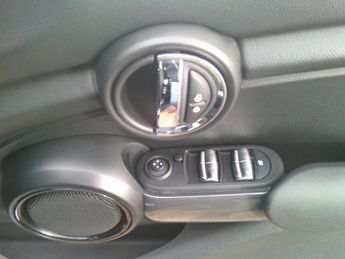 MINI Hatch 1.5 Cooper Classic Steptronic Euro 6 (s/s) 5dr