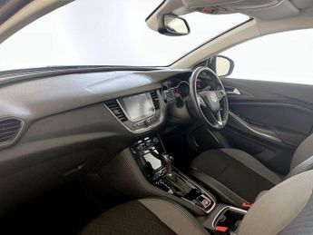 Vauxhall Grandland X 1.2 Turbo Sport Nav Auto Euro 6 (s/s) 5dr