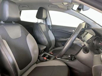 Vauxhall Grandland X 1.2 Turbo Sport Nav Auto Euro 6 (s/s) 5dr