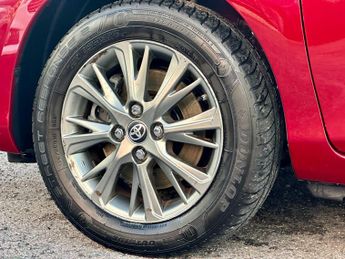 Toyota Yaris 1.5 VVT-h Icon E-CVT Euro 6 (s/s) 5dr