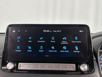 Hyundai KONA 39kWh Premium Auto 5dr (10.5kW Charger)