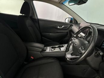 Hyundai KONA 39kWh Premium Auto 5dr (10.5kW Charger)