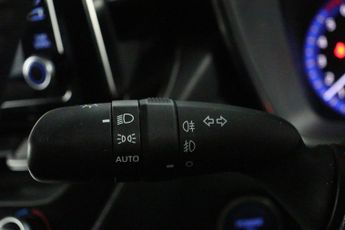 Toyota Corolla 1.8 VVT-h Design Touring Sports CVT Euro 6 (s/s) 5dr