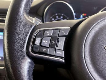 Jaguar E-PACE 2.0 D150 Auto AWD Euro 6 (s/s) 5dr