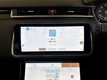 Land Rover Range Rover Velar 2.0 D200 MHEV R-Dynamic SE Auto 4WD Euro 6 (s/s) 5dr