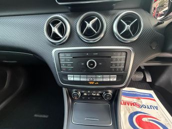 Mercedes-Benz A Class 2.1 A200d Sport (Premium) Hatchback 5dr Diesel 7G-DCT Euro 6 (s/