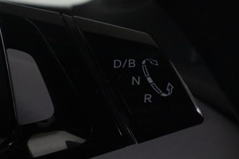 Volkswagen ID.4 Pro Performance 77kWh Life Auto 5dr