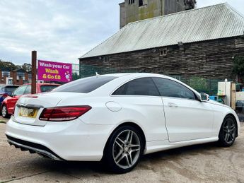 Mercedes-Benz E Class 2.1 E220d BlueTEC AMG Line (Premium) G-Tronic+ Euro 6 (s/s) 2dr