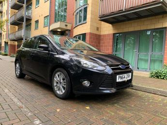 Ford Focus 1.0T EcoBoost Titanium Navigator Euro 5 (s/s) 5dr