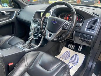 Volvo XC60 2.4 D5 R-Design Lux Nav Auto AWD Euro 6 (s/s) 5dr