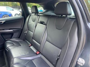 Volvo XC60 2.4 D5 R-Design Lux Nav Auto AWD Euro 6 (s/s) 5dr