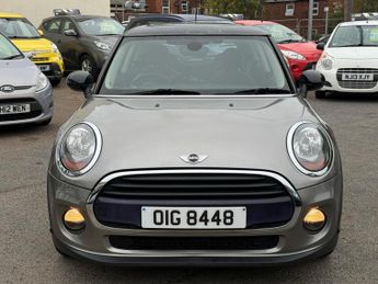 MINI Hatch 1.5 Cooper Auto Euro 6 (s/s) 3dr