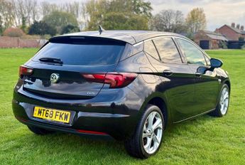 Vauxhall Astra 1.6 CDTi BlueInjection SRi Nav Auto Euro 6 (s/s) 5dr