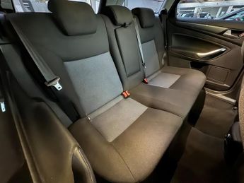 Ford Mondeo 1.6 TDCi ECOnetic Edge Euro 5 (s/s) 5dr