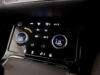 Land Rover Range Rover Evoque 2.0 D150 MHEV R-Dynamic Auto 4WD Euro 6 (s/s) 5dr